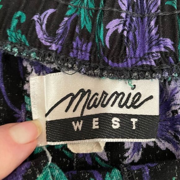 SKORT WITH TIE ACCENT AT WAIST - Picture 6 of 8